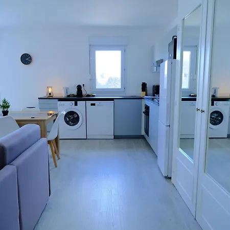 Apartment Calypso- Grand T3 70 M2 - Arrivee Autonome - Parking Prive Gratuit Melun